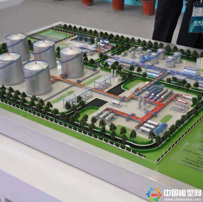 樓盤沙盤模型制作、別墅沙盤模型制作、城市規(guī)劃沙盤制作、建筑模型設(shè)計(jì)制作、工業(yè)模型設(shè)計(jì)制作、數(shù)字多媒體沙盤制作