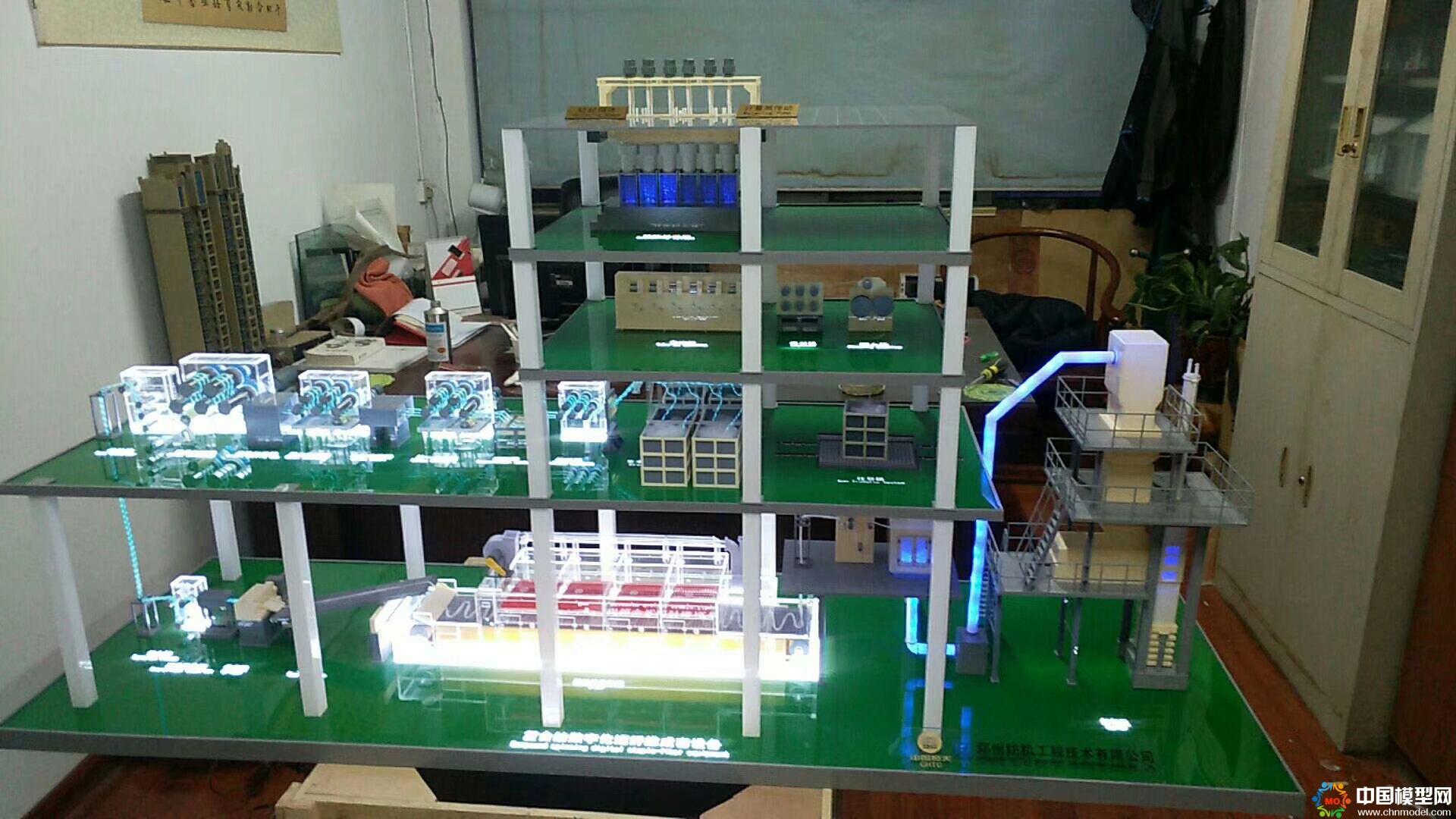 樓盤沙盤模型制作、別墅沙盤模型制作、城市規(guī)劃沙盤制作、建筑模型設(shè)計(jì)制作、工業(yè)模型設(shè)計(jì)制作、數(shù)字多媒體沙盤制作