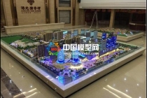 建筑模型是沙盤(pán)的一個(gè)部分，沙盤(pán)模型內(nèi)容更廣